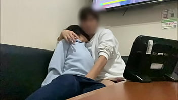 Preview 3 of Have Sex With Sog - 普段はサッカー部マネージャーとして頑張ってる女子マネと秘密裏に付き合ってるキャプテンがカラオケBOXで、、