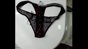 Preview 3 of Arabic Fucking Video - Calcinha pimentinha