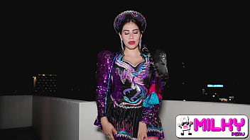 Preview 2 of Mms Xxc Vdeoi - I&#039_m your bitch,  I&#039_m your cachera bitch! Caporal dancing milf caught in public.
