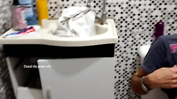 Preview 3 of 100 Granny Cumshots - Pegou o marido batendo punheta e olhe oque ela fez