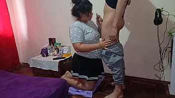 Preview 1 of Seachamelie Yuliya - Espiando a mi t&iacute_a mientras ella toma una siesta Logro manosearla y se da cuenta Luego puedo follarmela como a ella siempre le gusta que se la follen