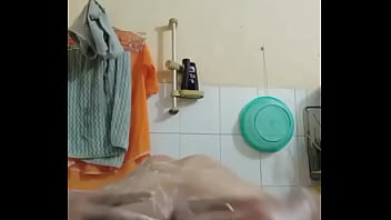 Preview 2 of Encasemnet - Trai thẳng tắm