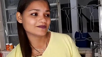 Preview 1 of Mom Son And Daddy Xnxx - Trailer - Dei o cuzinho pro seguan&ccedil_a na cozinha