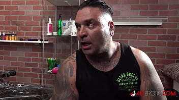 Preview 2 of Indian Chudai Hidden Camera - Australian beauty Amber Luke gets a new nose tattoo
