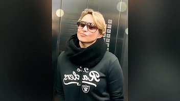 Preview 1 of Bang Public Toilet Com Hd - Eu n&atilde_o presto mas algumas pessoas