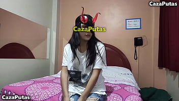 Preview 2 of Offer Money Tu Milf - T&iacute_mida madre soltera de 23 a&ntilde_os se deja penetrar sin cond&oacute_n y llenar de leche