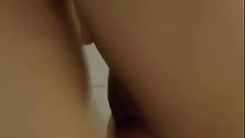 Preview 3 of Again Massage Brother - Une superbe teen brune au corps incroyable me baise jusqu&#039_au visage