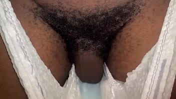 Preview 1 of Mom Old Porny - diaper vip pee games