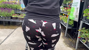 Preview 3 of Alleate Octane - Bubble Butt Bouncing While Shopping