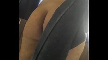 Preview 1 of Exhibiotisme - Mostrando meu rabao guloso pros meus machos