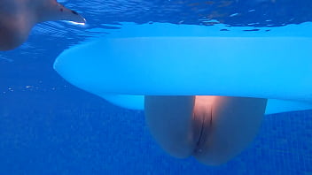 Preview 1 of Agree Xxx - Pool Underwater Sex