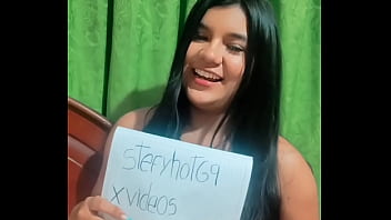 Preview 4 of Wife Rubs Pussy On Floor - V&iacute_deo de verificaci&oacute_n