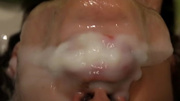 Preview 4 of Ffm Oral Creampie - Average Ohio Bathroom