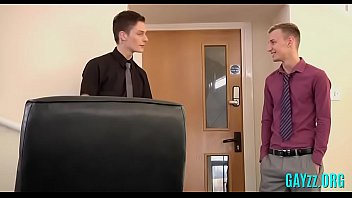 Preview 2 of Peep Hole Sex - Homo enjoys jacking off his boner