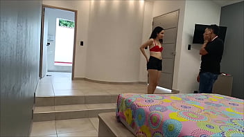 Preview 1 of Big Sex Girl Cheating On Her Man - clase de yoga con mi nueva invitada de VENEZUELA,  la invite a mi casa para darle unas clases calientes