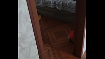 Preview 1 of Full Bending - Esposa fudeu na rua e chegou em casa e contou tudo para o corno manso que adorou em saber os detalhes da Esposa.