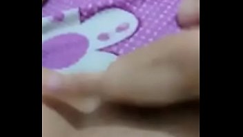 Preview 2 of Guy Porn Hd - Tia tocando uma pra mim
