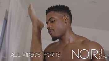 Preview 4 of Juliya Xxx Vidiyos - His cock doesn&#039_t fit in his underwear