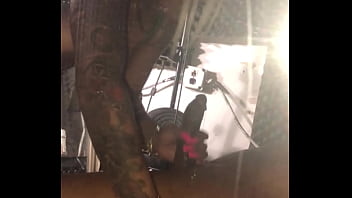 Preview 3 of New Xvidio Big Pusy - Tatted ebony gives head