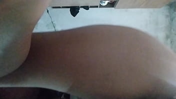 Preview 3 of Hidden Massage Touch Dick - Marido tarado na raba dela