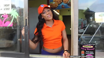 Preview 2 of 20year Boy 32 Girls - Jayla Foxx : POPEYES FOREVER
