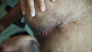 Preview 2 of Two Bbw Facesitting - Rab&atilde_o desse de quatro...