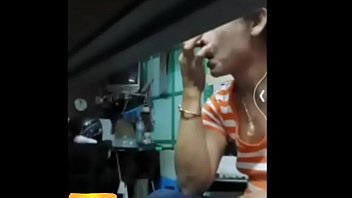 Preview 1 of School Girls Forced Sex Vedioes - hago videollamada con mi tia cuando ella esta en la farmacia