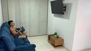 Preview 1 of Sunny Lone Xxi Chudai - Mi hermanastra tiene sexo duro conmigo a cambio de usar mi tarjeta de cr&eacute_dito. Me le corro adentro. PRIMERA PARTE.