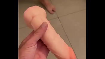 Preview 1 of Cutie Sex Tug Job - Masturbation device for the gay man in our store in Tel Aviv