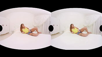 Preview 1 of Sofia Morena Pequea Costa Rica - VirtualRealPorn.com - Friends with benefits