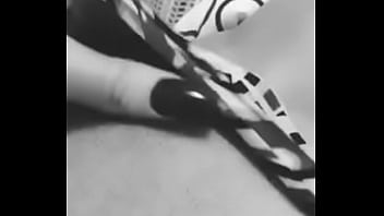 Preview 3 of Jipen Mom - Venezolana mojadita para mi