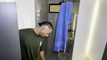 Preview 1 of Korean Girl In Toilet - fall&aacute_ndome a mi hermanastra despu&eacute_s de a&ntilde_os sin verla - porno en espa&ntilde_ol