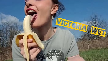 Preview 1 of Smooth Handjob - Liking banana  #foodfetish #bananagirl #girl banana #eating banana #horny #licking #fans #clips