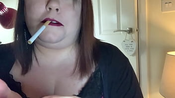 Preview 1 of Tailan Amezing - BBW Tina Snua Smokes A Cigarette With Snap Inhales