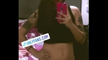 Preview 2 of Virgine Orgasm - Divina