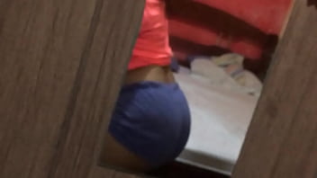 Preview 1 of Office Gerl Porn - Rukia safadinha mexendo a bunda