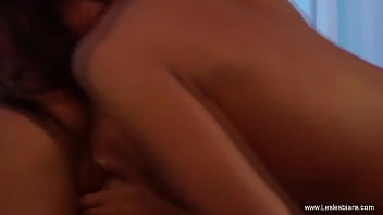 Preview 3 of Seachcute Beby - Licking Their Pussy At The Court And Wanted More Experience