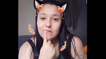 Preview 3 of Rotihui Sex - Duda: Ninfetinha batendo siririca na live