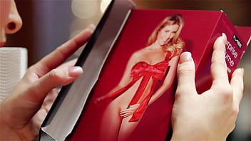 Preview 1 of Kinky Facesittes - Eternal Valentine Soft - Sinful Gifts Sc4