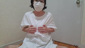 Preview 1 of Bf Movesaxy - Frustrated housewife spreads her legs and masturbates in a lewd manner：The full video is&rarr_https://www.xvideos.red/channels/aika-frau