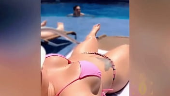 Preview 3 of Seachhot Sexeg Nn - hoje eu estava cheia de tes&atilde_o e fui foder com varios amigos e um negao depois da piscina