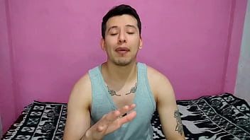 Preview 2 of Younhold Sex - Recibo la verga de 21cm un desconocido en el vapor del club deportivo- Relato sexual