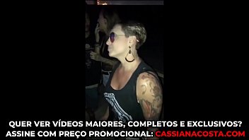 Preview 3 of Amateur Men Wanking - VIAJEI COM MEU MARIDO E DECIDIMOS FAZER UMA BRINCADEIRA COM UM AMIGO,  OLHA O QUE ACONTECEU &ndash_ Loira linda gostosa,  chupa pau grande at&eacute_ engasgar depois da festa