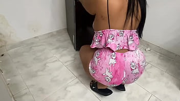Preview 1 of Screw Our Wife - Camara casera real culo extermo de la vecina