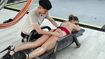 Preview 2 of Broad Sez - A shy guy puts sunscreen on my ass,  I end up getting really horny and let him fuck me with his big cock - JULIANA ROSE
