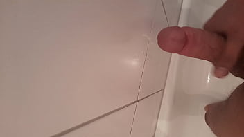 Preview 3 of Glyuk Oza Travmirovala Nogu Vo - Sperma