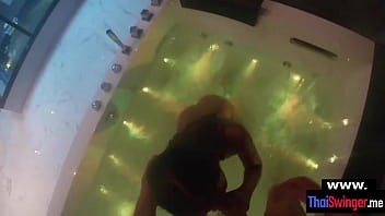 Preview 4 of Girlfriend India Henti - Amataur Thai couple fucing in a luxury jacuzzi bathtub