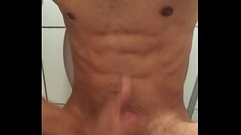 Preview 4 of Alene Porn - Magrinho gostoso gozando