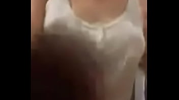 Preview 4 of Dog Fucking Milf - Mexicana muestra sus ricas tetas en periscope