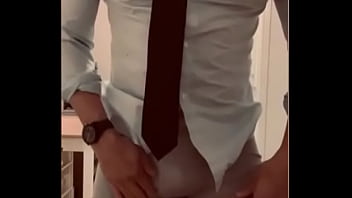 Preview 2 of Urgant Getting - Paul Andrew Mandalorian Sexy Nude
